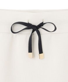 BEIGE， WALNUT / Iラインスカート