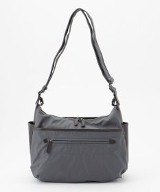 Y'SACCS 【ナイロンタフタ×リサイクルレザー】デイリーショルダー　Mサイズ