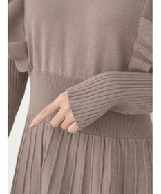 earth music&ecology ショルダーフリルニットワンピース