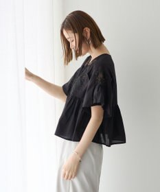 YECCA VECCA 刺繍レースブラウス