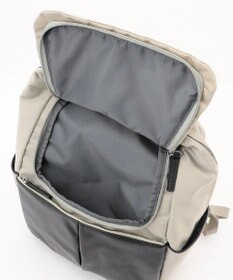 Y'SACCS NEWナイロン×レザーコンビシリーズ　前ポケットラージリュックサック