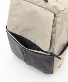 Y'SACCS NEWナイロン×レザーコンビシリーズ　前ポケットラージリュックサック