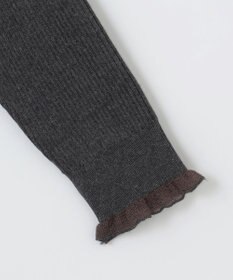 Feroux シアーフリル・ハイネックリブプルオーバー