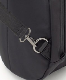 Y'SACCS 【Y’SACCS vous et】フロントファスナークロスボディバッグ