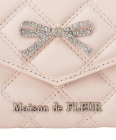 Maison de FLEUR リボンビジューキルティングウォレット