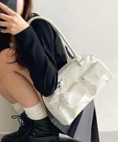 WEGO チャーム付きボストンバッグ