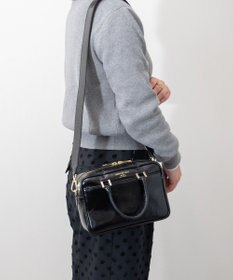 INTER-CHAUSSURES 【CHRISTIAN VILLA】スクエアレザーハンドバッグ