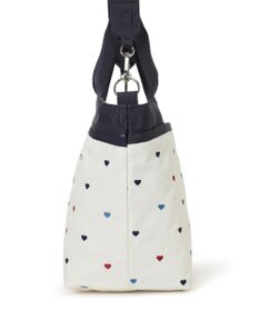 LeSportsac BUCKET TOTE/トリコロールハートエンブロイダリー