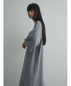 Green Parks armonia. 袖ボリュームニットワンピース