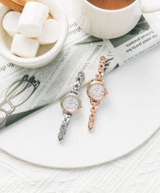 CITIZEN 【アクセサリー感覚で使える】ピンクゴールドのフェミニンなソーラーテック電波時計