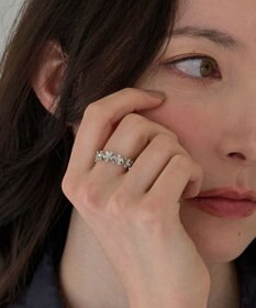 Phoebe フローラルビジューレースカフリング　シルバー