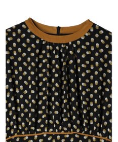 Green Parks armonia．ドットプリントパイピングワンピース