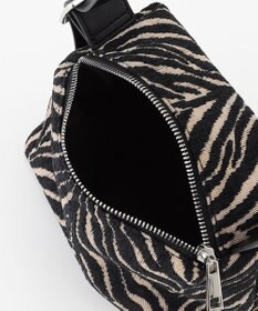 ICB スクエアワンハンドル バッグ