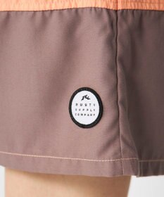 OP／FILA 【RUSTY】ブロック切替えボードショーツ
