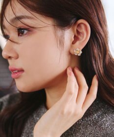 Tiaclasse カラーフラワーピアス