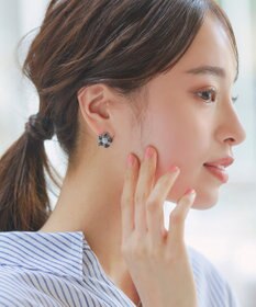 Tiaclasse カラーフラワーピアス