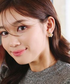 Tiaclasse カラーフラワーピアス