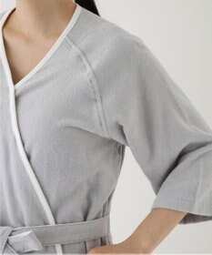 UCHINO エアリータッチ ラグランレディスローブ