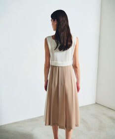 GRACE CONTINENTAL ラインバイカラードレス