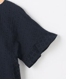組曲 【WEB限定】エンブロイダリーレース ペプラムブラウス