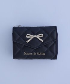 Maison de FLEUR リボンビジューキルティングウォレット