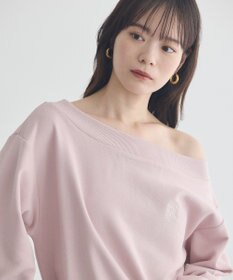 earth music&ecology ショート丈ワンポイント刺繍オフショルスウェット