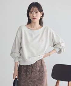 earth music&ecology ショート丈ワンポイント刺繍オフショルスウェット