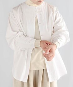 muuc 〈遠州織物の工場で織られた上質なコットン生地〉〈通年着られる〉ノーカラーブラウス