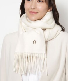 MOONBAT FURLA(フルラ）【WEB限定】ウール100％ アーチロゴ 無地ストール 190cm×60cm
