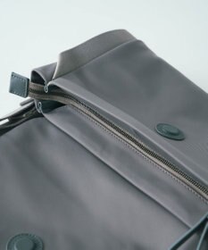 MIYABIYA LAQUOH【撥水加工】ミニマルナイロン ボディバッグ