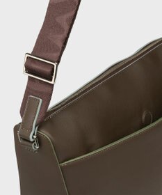 Paul Smith ロゴエンボス ショルダーバッグ