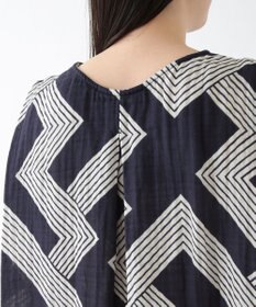 UCHINO クレープガーゼ ジオメトリックブラウス