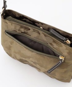 LA BAGAGERIE シャドージャカード ショルダーバッグ