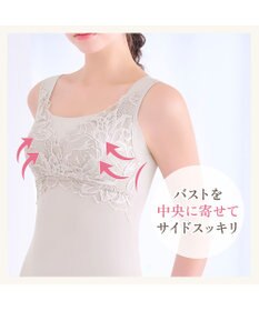 BRADELIS New York 【BRADELIS NewYork peace】シルク混素肌しっとりハッピーバストキャミ26 補正下着 カップ付き ブラトップ ブラキャミソール シェイパー