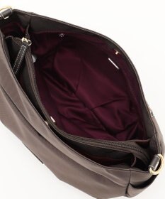 LA BAGAGERIE ポリエステルキャンバス　タックショルダー