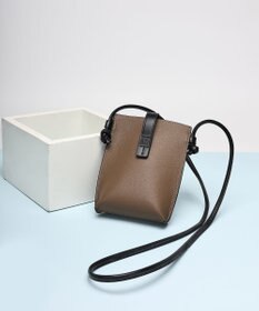 style code 【PADMA/パドマ】ベルトデザイン　シュリンクレザーマルチポシェット