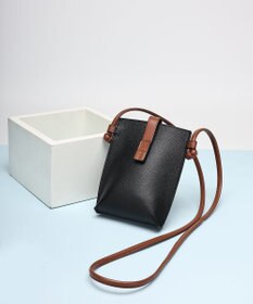 style code 【PADMA/パドマ】ベルトデザイン　シュリンクレザーマルチポシェット