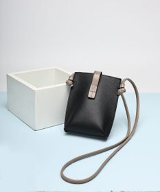 style code 【PADMA/パドマ】ベルトデザイン　シュリンクレザーマルチポシェット