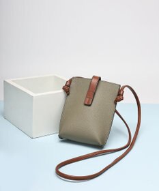 style code 【PADMA/パドマ】ベルトデザイン　シュリンクレザーマルチポシェット