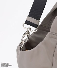 Y'SACCS SNOOPYデザイン サイドギャザー2wayトート　Sサイズ(レインボー）