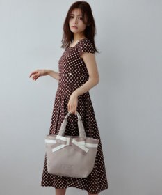 TOCCA KNOT IN CONTRAST CANVASTOTE キャンバストートバッグ ベージュ系