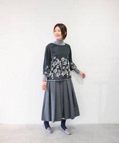 muuc 〈遠州織物の工場で織られた上質なコットン生地〉モクレン刺繍 ノーカラー プルオーバー（セットアップ可能）