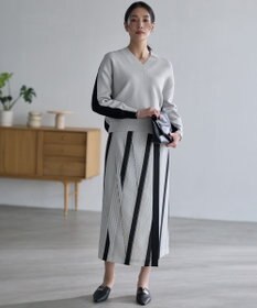 ICB コットンポリエステルスムース Vネックニット