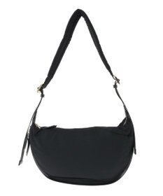 YECCA VECCA story.ハーフムーンクロスボディ