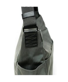 Regalo Felice 【撥水 / ポケットが7ヶ所も付いてる】ショルダー / REGALO