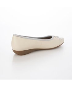 ing <ing>リラックスバレエシューズ