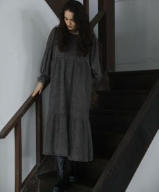 Green Parks ■ＥＳＣＡＲ　デニムピンタックカフスワンピース