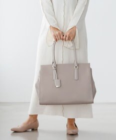 ACE BAGS & LUGGAGE Jewelna Rose OLバッグ・エト エアリィ 横型トートバッグ 16271