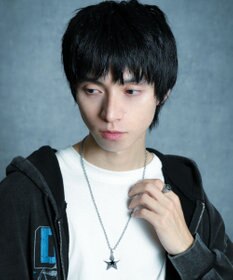 WEGO MBIGモチーフネックレス