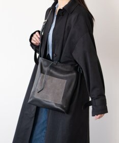 INTER-CHAUSSURES 【ANDREA CARDONE】ミディアムサイズレザートートバッグ